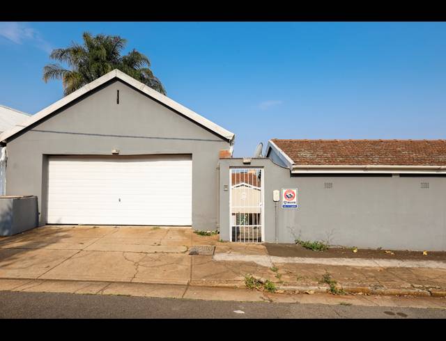 400M² BUILDING FOR SALE IN ESSENWOOD